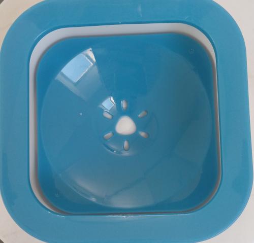 Gamelle anti-éclaboussure